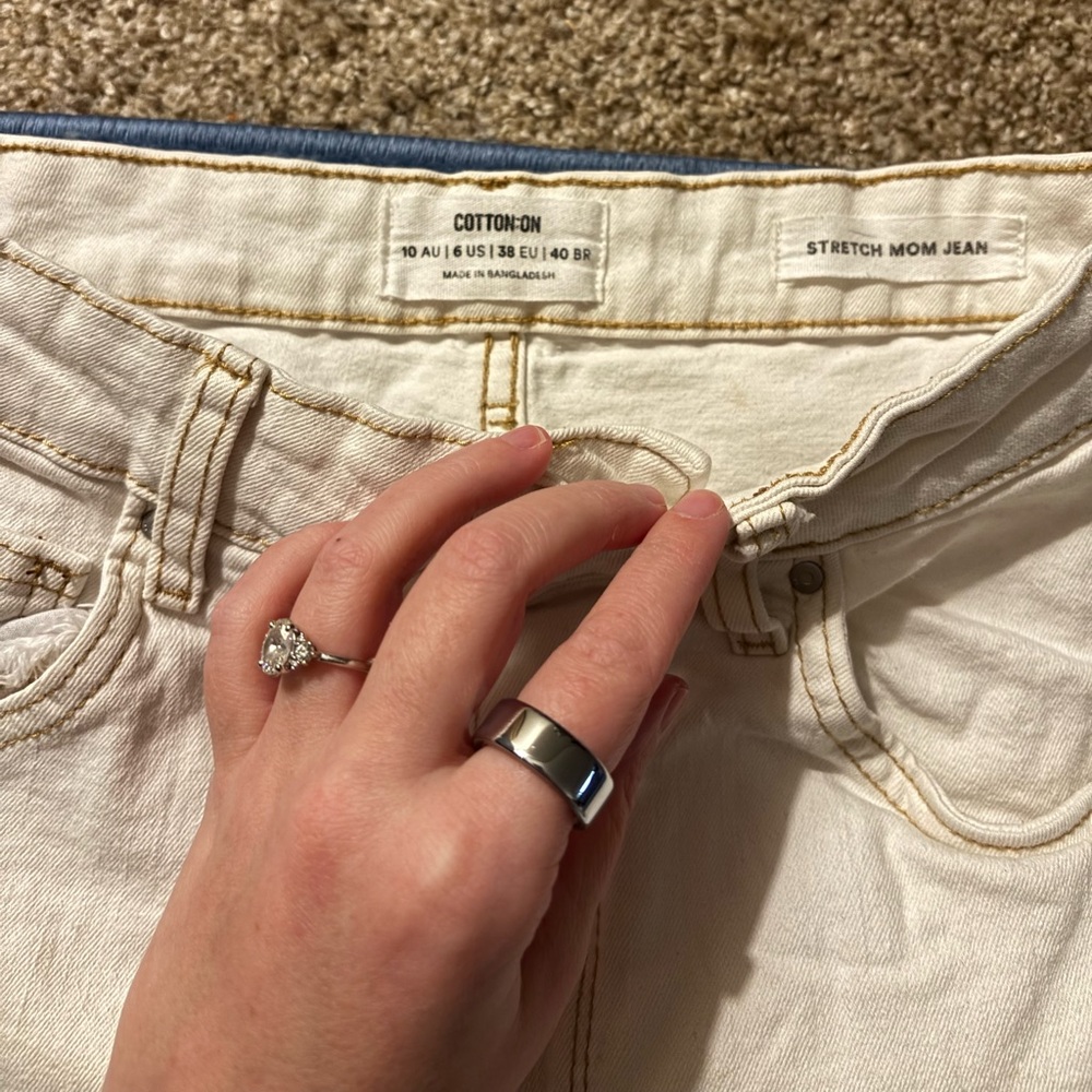 Cotton On Women's Cream Stretch Mom Jeans